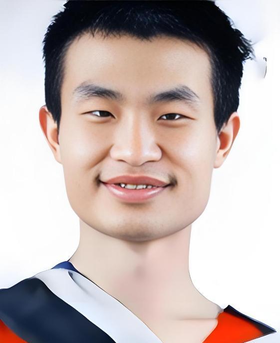 韦东奕掉牙，北大“躺枪”。北大回应了青年教师韦东奕健康问题，韦东奕除了有严重的牙