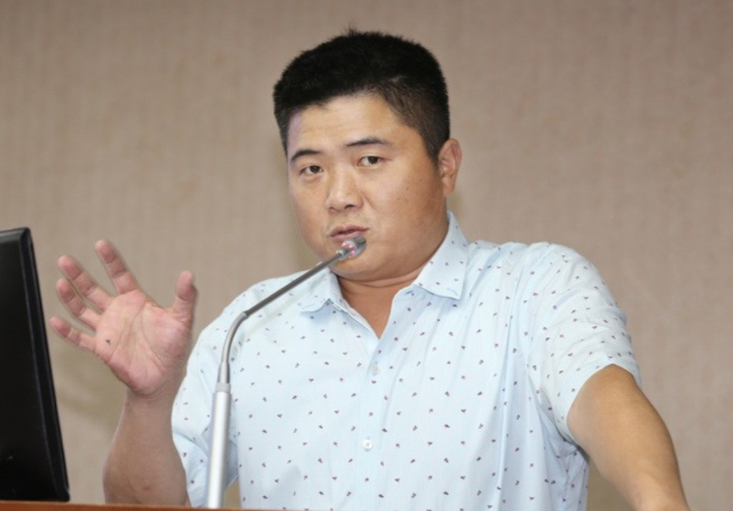 意外！罢免颜宽恒二阶连署达标 本人深夜呼吁反对

台中民间团体推动的罢免国民党颜