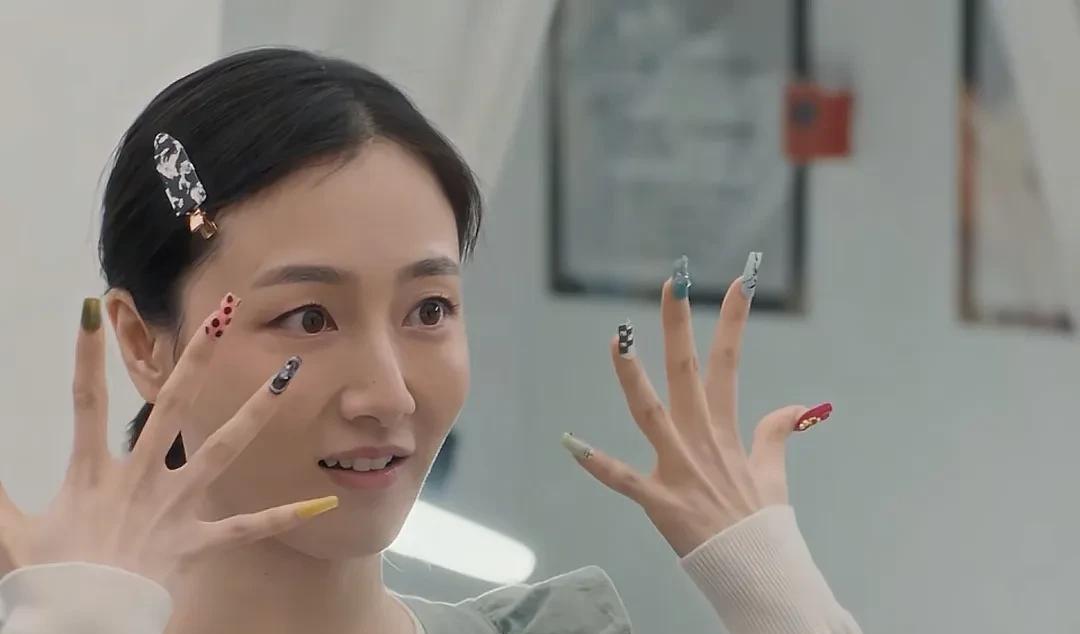 千万不要随便同情一个人，“农夫与蛇“的故事告诉我们：越是熟悉的人，越知道捅你哪里