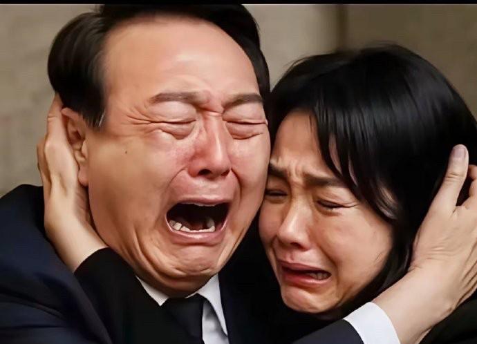 也不知道尹锡悦的资产够不够赔偿的，已有上万名韩民众因紧急戒严申请索要精神损失费！