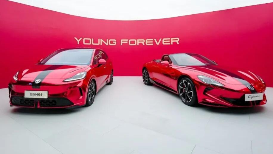 半固态电池10万级量产车 MG4 6.58万起售