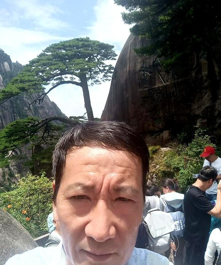 没有什么可以怨恨的，退休了，一切都是过眼云烟！
突然想起保尔·柯察金那句“回首往
