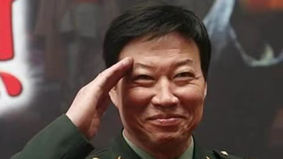 在小品中爱说伙计的那个男明星，现在怎么样了，他去哪了