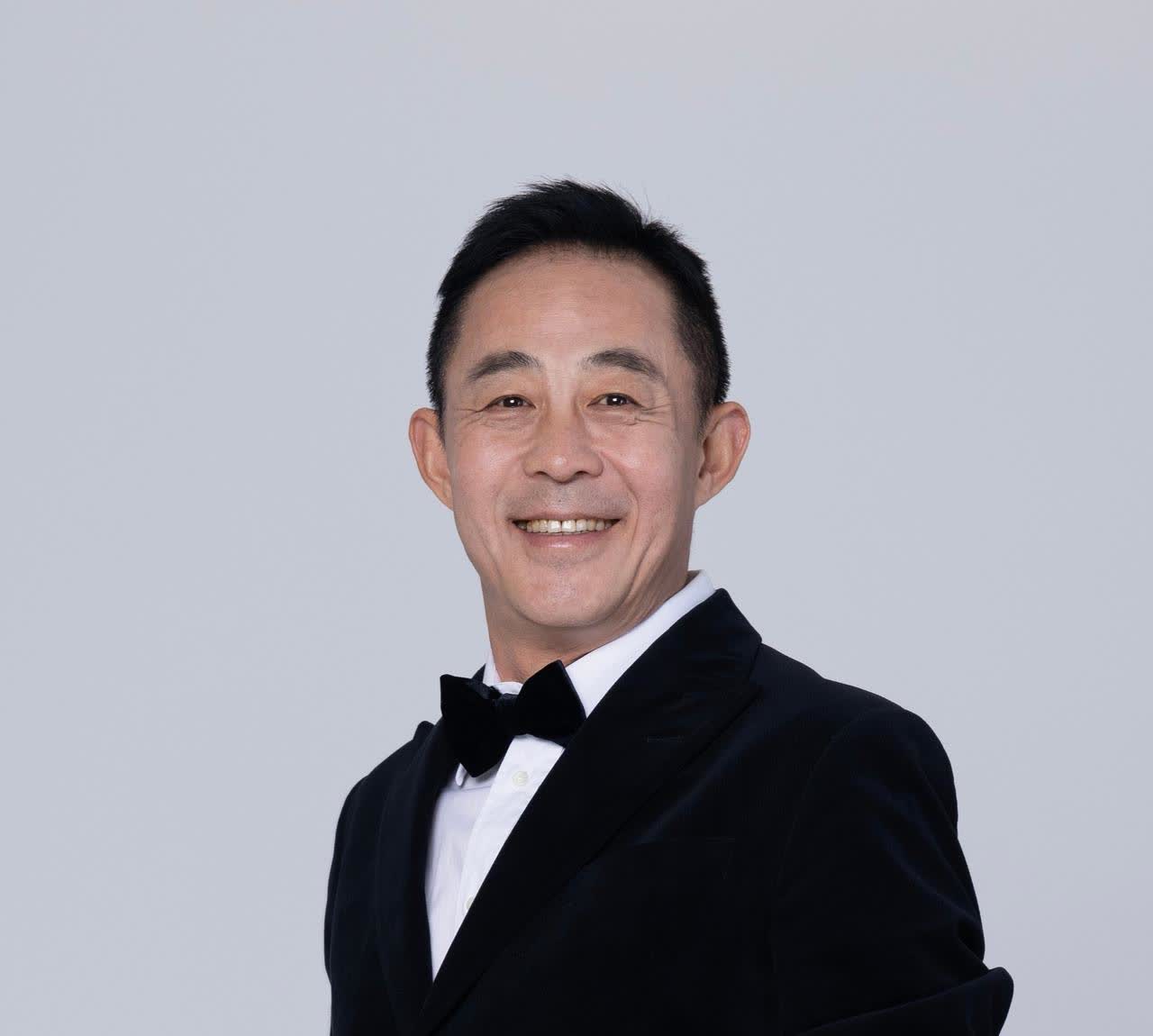 臭名远扬的十位老演员艺术家,出轨､改国籍,哪位演员最可恨；
一、张铁林
二、