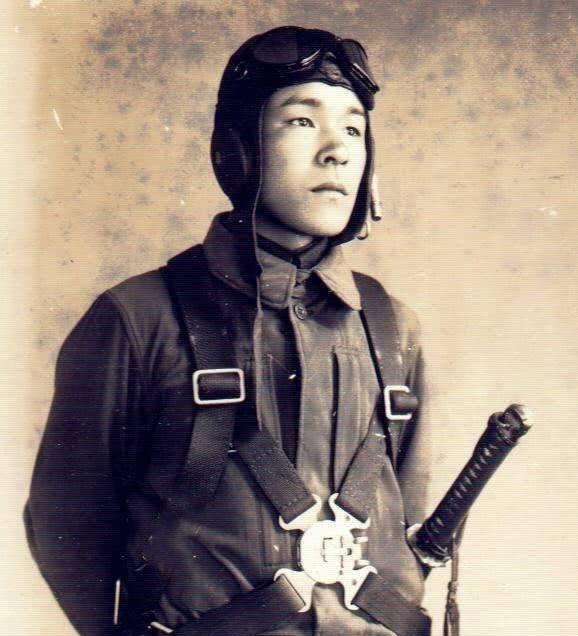 1944年，冈村宁次的侄子山田井马在淮坊被八路军俘虏。为了救回侄子，冈村宁次以放