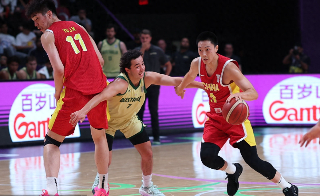 2025年男篮亚洲杯决赛，中国男篮以89-90惜败澳大利亚男篮，获得亚军。
此役