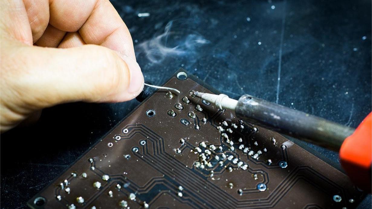 工业微距镜头在电子制造中的具体应用