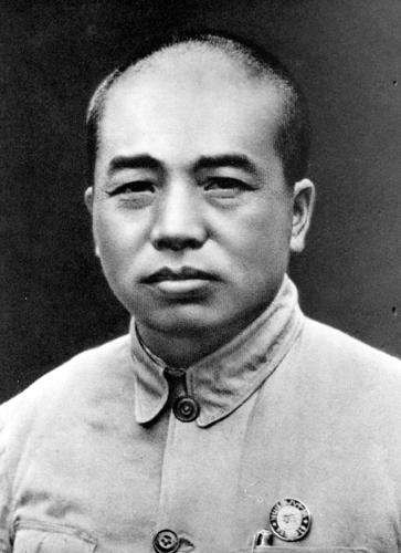 1950年11月25日，美军空袭了志愿军司令部的驻地，位于朝鲜平安北道的大榆洞；