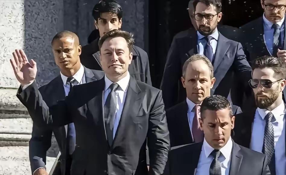 美国总统特朗普和马斯克之间已经吵翻了，不可开交了。这时候大家看到了马斯克已经是非