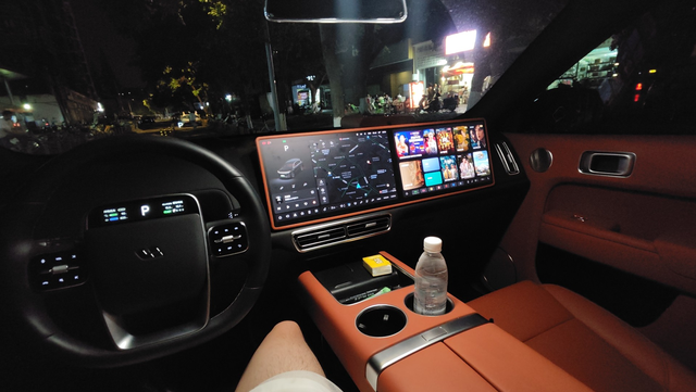 23年底换车那阵子
可真是把我纠结坏了。家里那辆哈弗H1开了八年，小毛病开始多起