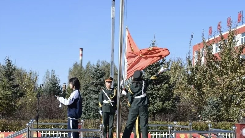 以责任为基，共护校园健康家园——神池一中举行预防校园疾病主题升旗仪式