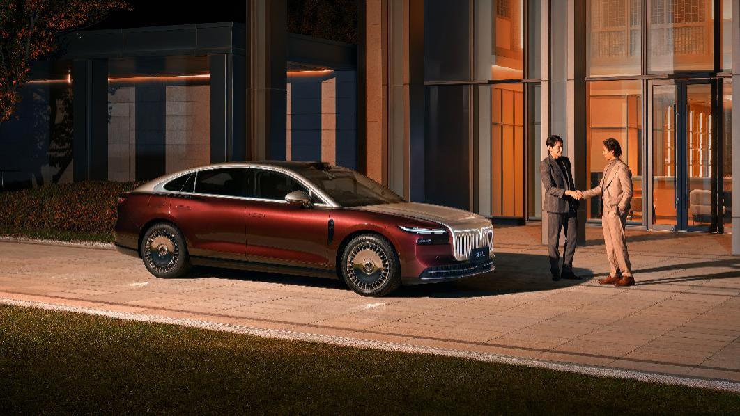 27.99万元起！岚图追光L硬核重塑豪华轿车体验