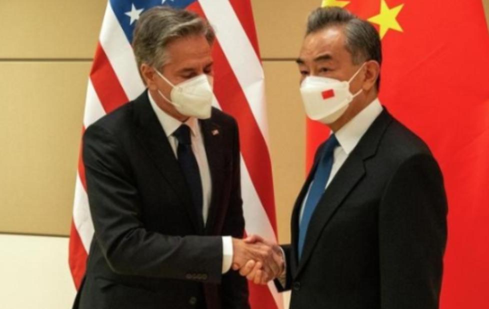 中方准备迎战，美逼中国缴罚金，开口价就是 1750 亿，王毅反将一军！美国这回是