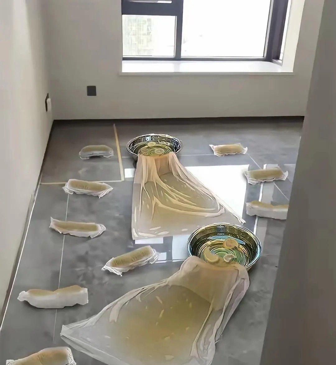 邻居家装修好的新房，我进去一看傻眼了！弄这些干什么呢？ 邻居也是脑洞大开，也可能