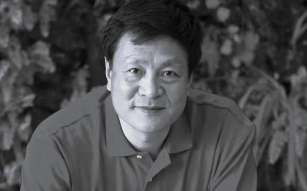 北京大学教授俞孔坚在巴西坠机遇难
俞孔坚在巴西坠机遇难
巴西当地时间9月23日，