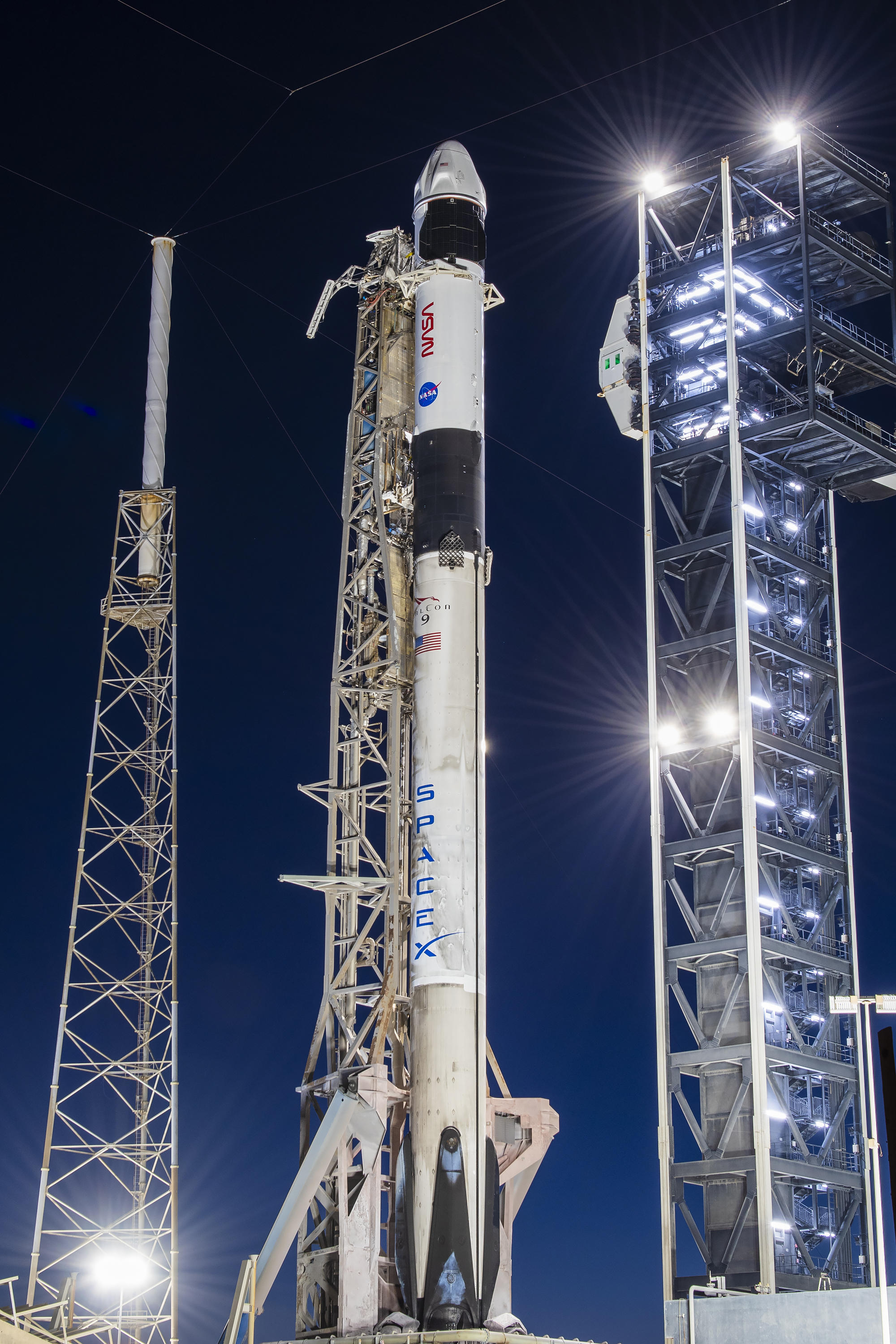 SpaceX猎鹰9号火箭静态点火测试圆满完成！2月11日19:01发射NASA“