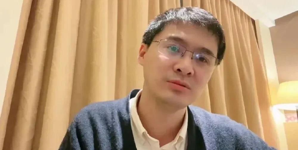 这个原因，很大程度上便是人性深处的嫉妒与恐惧。