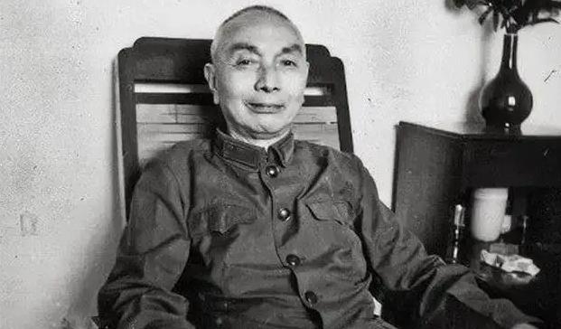1997年10月20日，郭汝瑰被一辆大货车撞倒，抢救无效身亡，三天后，他家突然收