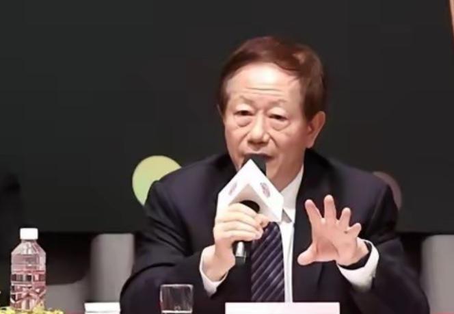 台积电董事长刘德音公开喊话：如果大陆动武，台湾将变成“经济死岛”，台积电也别想被