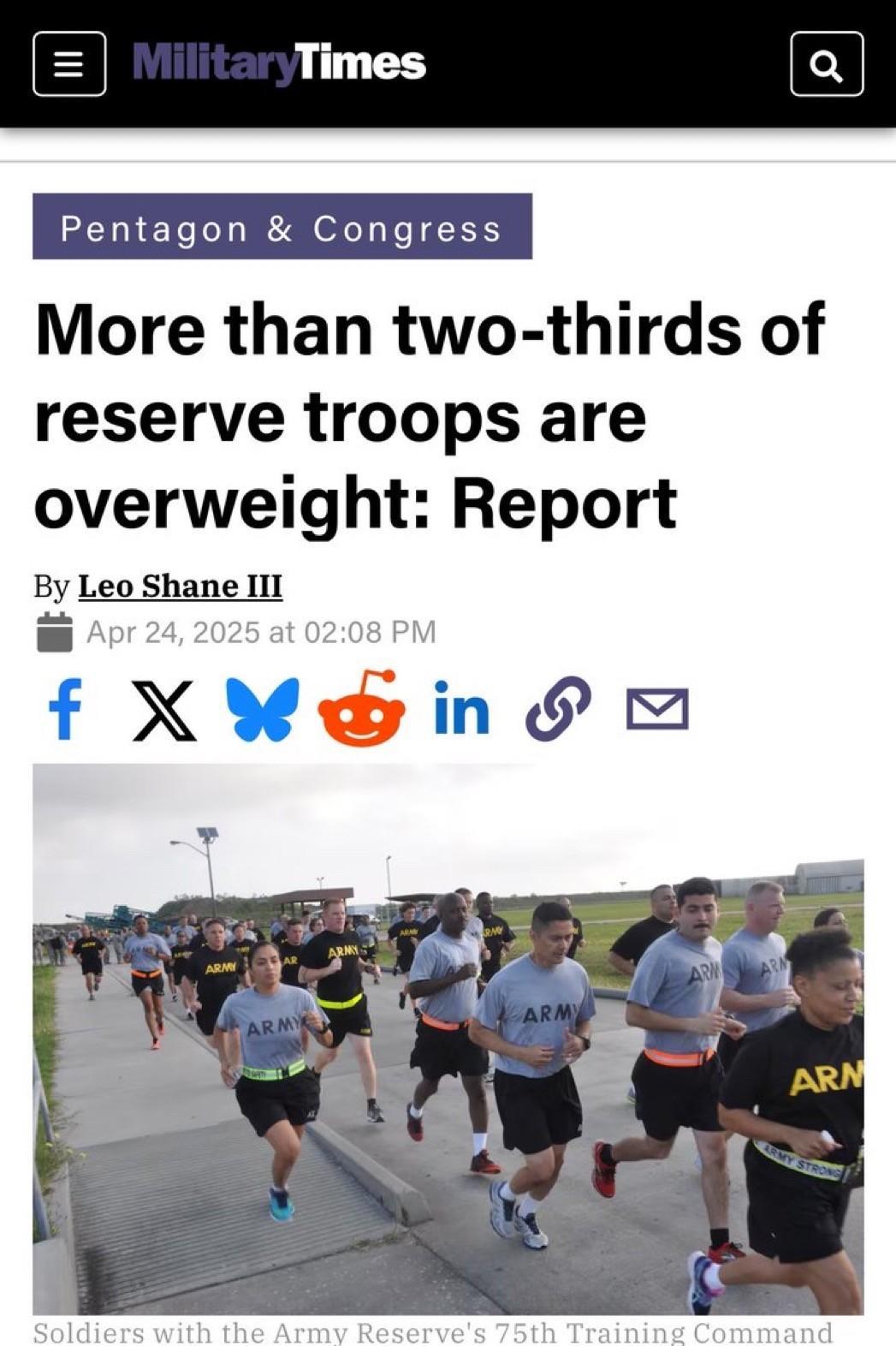 根据美国五角大楼与国会的报告，美国超过三分之二的预备役人员超重。
美国国防部长赫