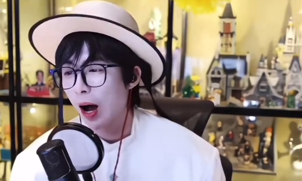 刘宇宁说自己不拍杂志的原因是不想割韭菜！