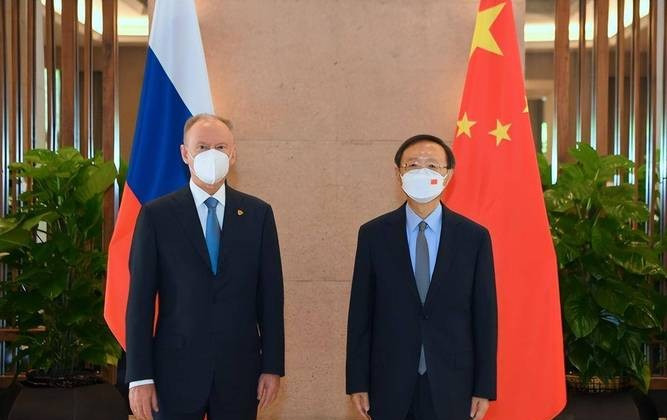 中俄安全会议谈了啥







你绝对想不到，一场看似普通的国际会议，竟然牵动