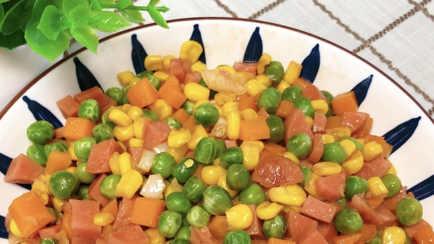 五彩时蔬火腿丁，三步搞定鲜香家常菜
