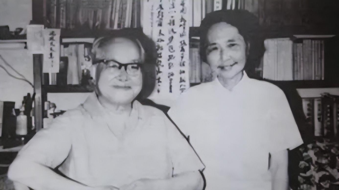 1943年沈从文返乡，看到一寻人启事，连连夸赞，还特意抄给了妻子