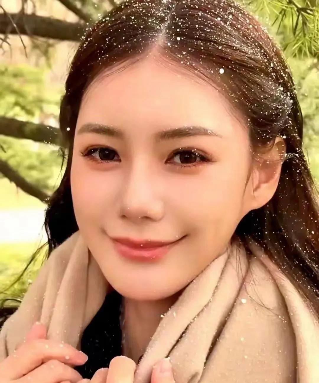 好美的女人，心灵美，行为美，语言美，德性美！
以温柔之力，改写家庭命运
深夜，筱