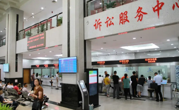 前段时间家人发生了车祸，出院后和保险公司和谈赔偿结果真是醉了，谈的结果连自己垫付