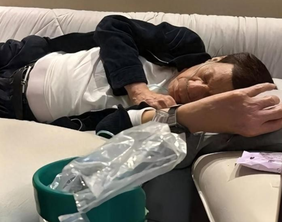 美国豪掷3亿美金给菲律宾，杜特尔特却“脚镣加身”！华盛顿突然给马尼拉送了个3.3