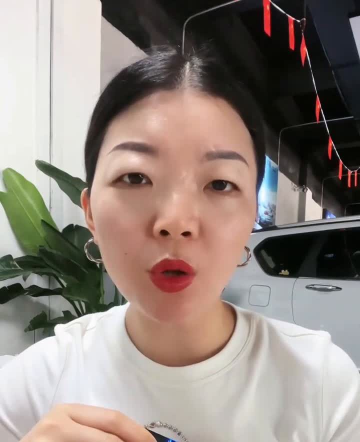 普通工薪阶层不适合买电车。
我就说这最后一次你们爱听不听。就目前而言，普通的工