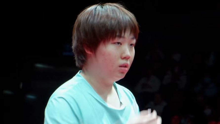 乒超总决赛：首位世界冠军败北！蒯曼苦战5局丢分，错失赛点输球