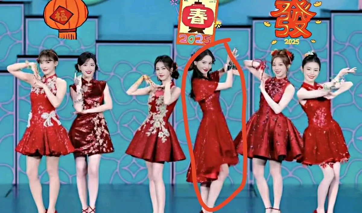 想起金晨出来时
我女儿两眼放光
问我这姐姐是谁、我反问
有妈妈好看吗？
女儿很天