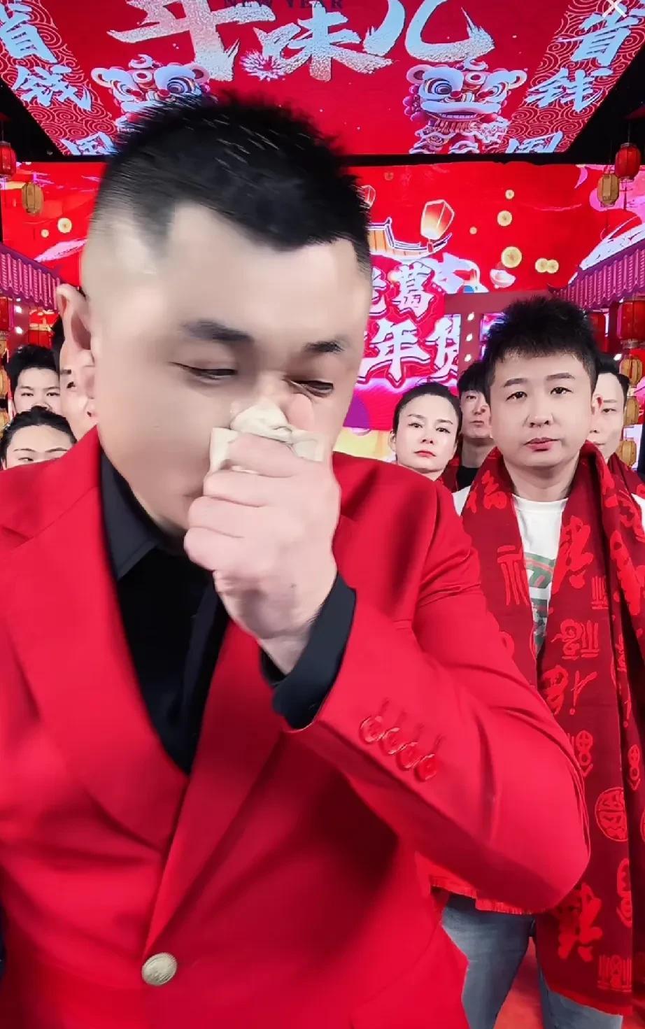 放话一定要在8月初一定要成为“快手电商之王”的太原老葛在直播间怒斥某控自己货的人