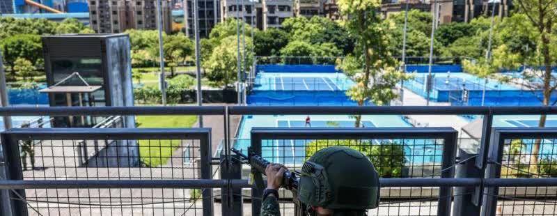 据《联合早报》消息，民进党当局宣称“台湾（省）新兵以武拒统的意志提升”。

