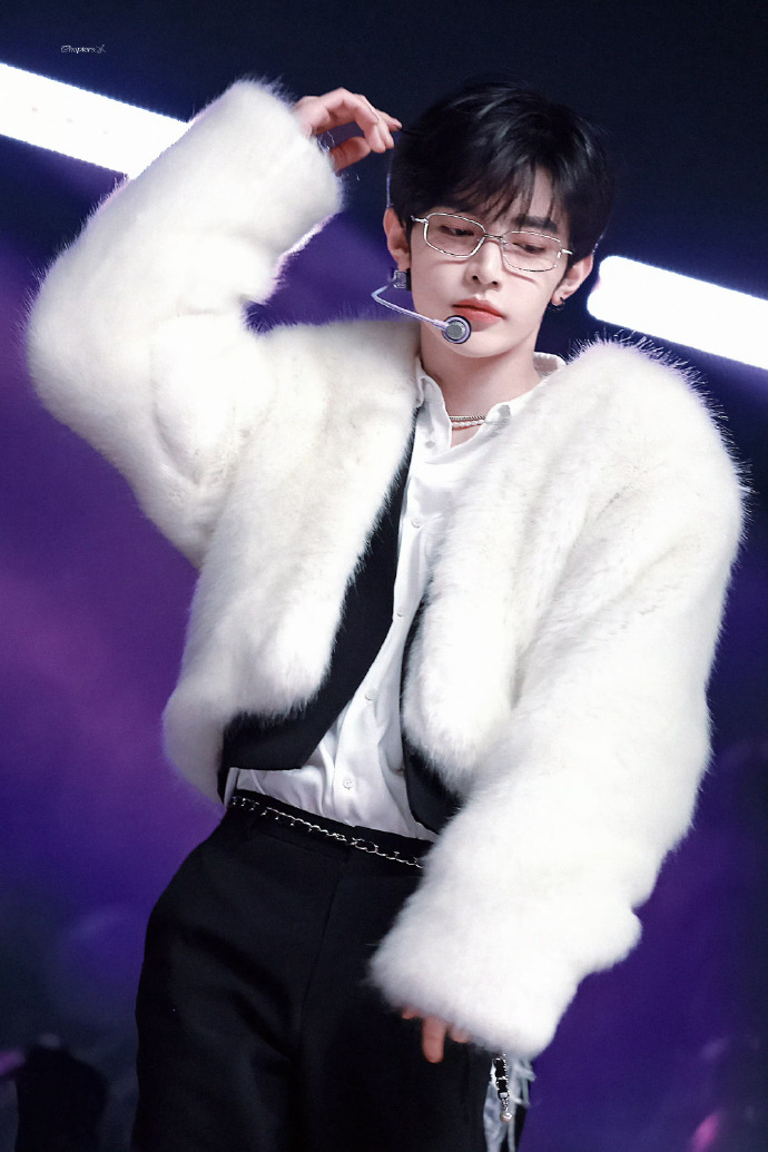 章昊开通账号
有颜值有实力
谁能不爱