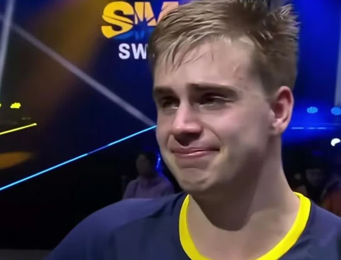 是王楚钦成就了莫雷加德的瑞典大满贯冠军。

有人问，是谁成就了莫雷加德的大满