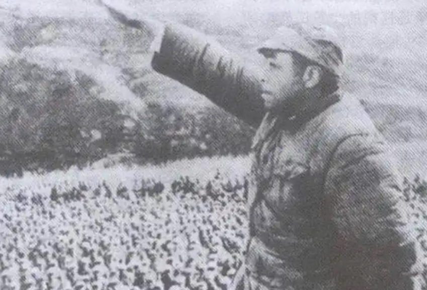 1949年，兰州战役中，彭德怀带着一野在沈家岭血战马家军，此次战役，一野伤亡巨大