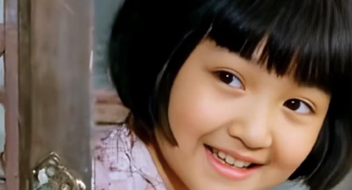 当年的小英子，如今变成什么模样？
1983年，一部散文诗式的影片
伴着“长亭外、