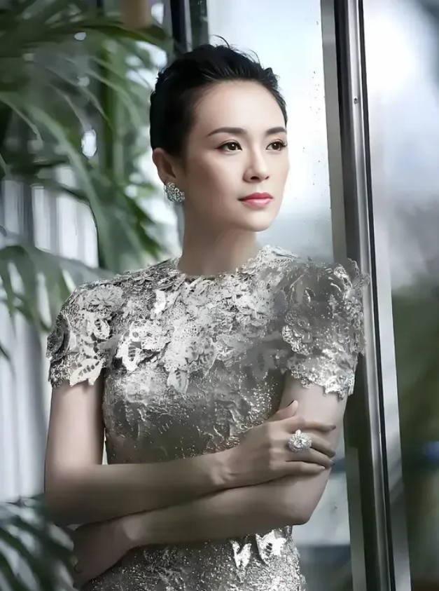 章子怡，164cm，这辈子最错误的事就是下嫁给汪峰，汪峰又有了新欢，突然觉得章有