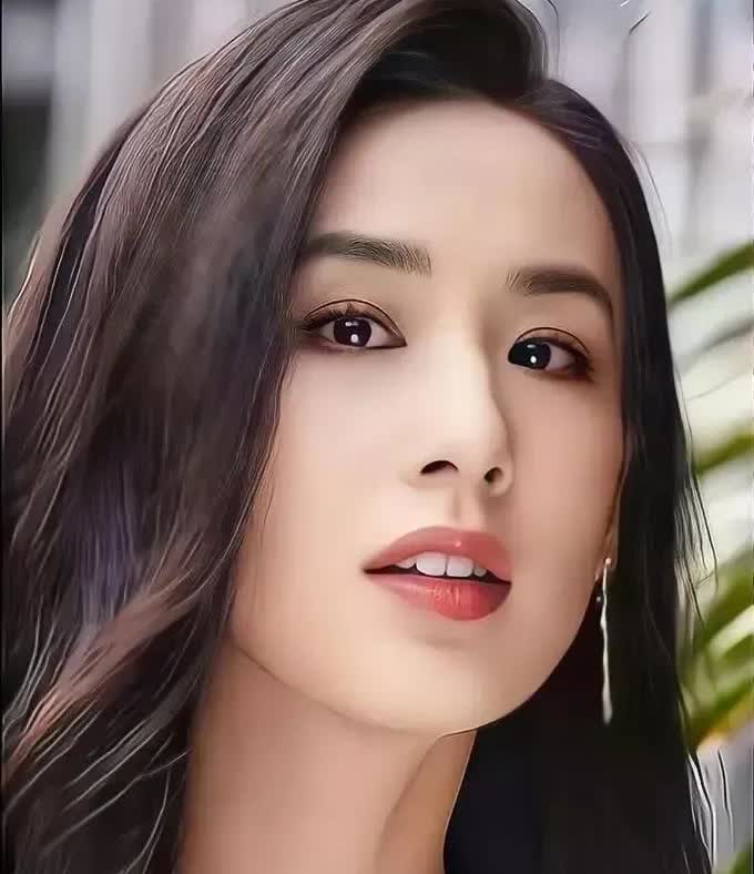 无论和谁结婚久了都一样
生理需求慢慢减退
一开始都是见色起意
哪有那么多的