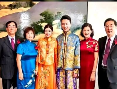 陈晓为何娶陈妍希？家庭背景与学历成关键因素。
陈妍希虽然不算漂亮，但也不算丑，只