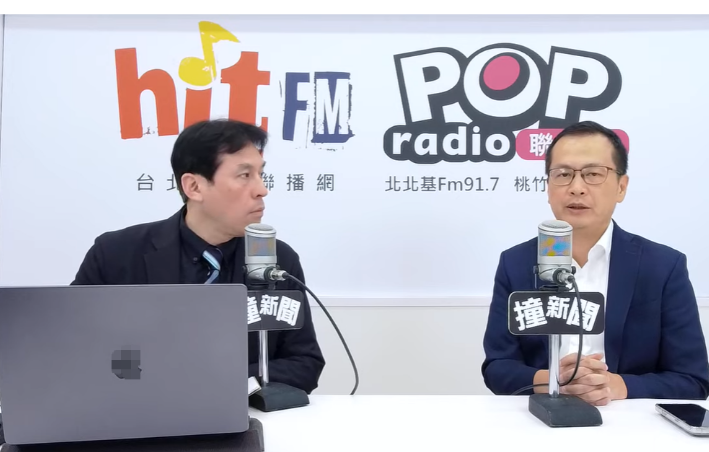 某人近日在网上晒出了结婚证，声明自己不是95年结婚的，但是在八一的时候又说是结婚