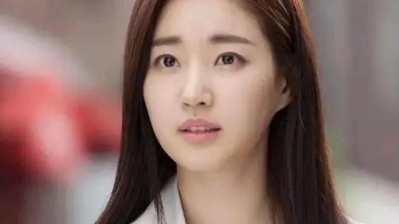 韩国尤物到不老女神！女演员 金莎朗 惊现逆龄“身材美貌”，太顶了！