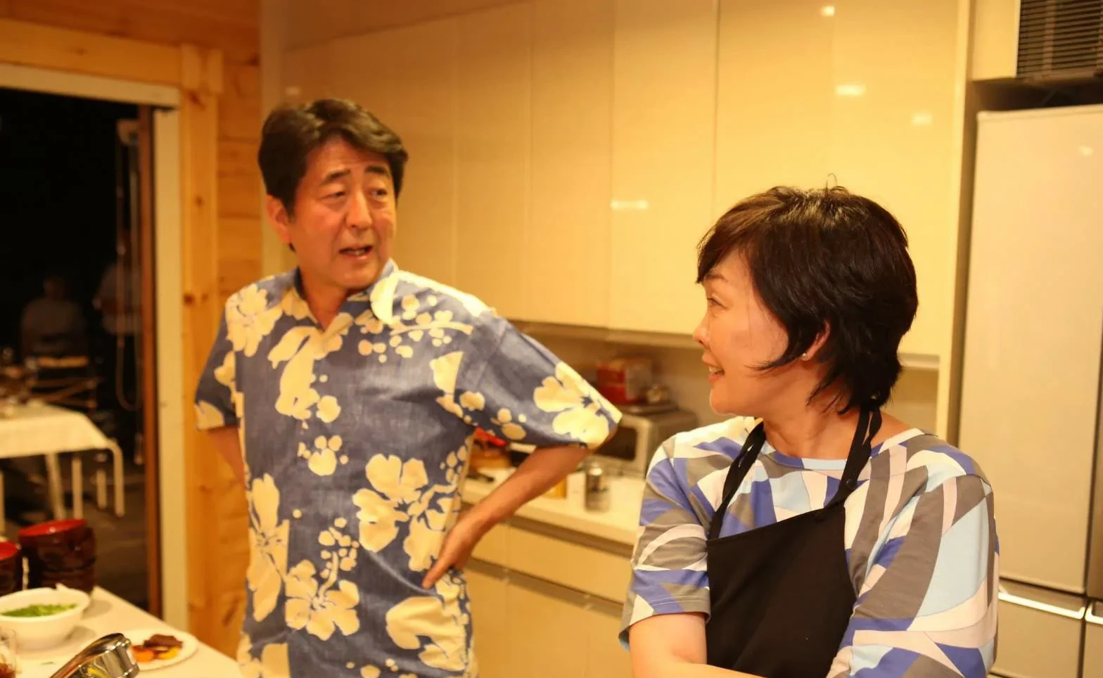安倍昭惠：我和丈夫永远在一起











谁能想到，一场突如其来的巨变