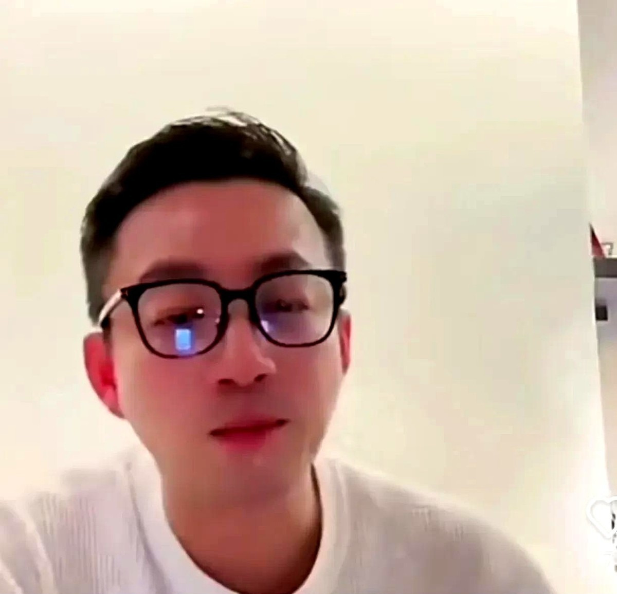 汪小菲家宴晒丈母娘关爱











这简直是电视剧都不敢这么演！汪小菲