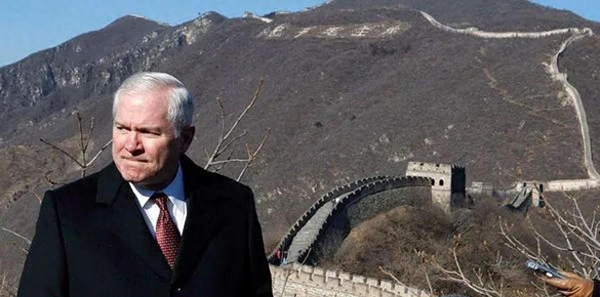中国是怎么拥有歼20的？美国宣称：中国瞒了全世界！
五角大楼情报分析室里，一位白