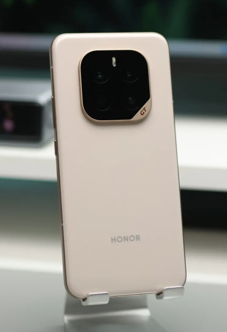 旧苹果手机的归途，就是卖了换个中端新安卓机！

用了快3年的iPhone14在某