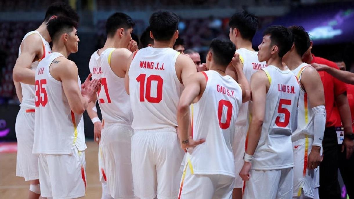 CCTV5直播！男篮战印度，球迷喊狠话